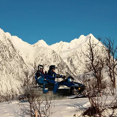 בית חווה Solheim Fritidsgard